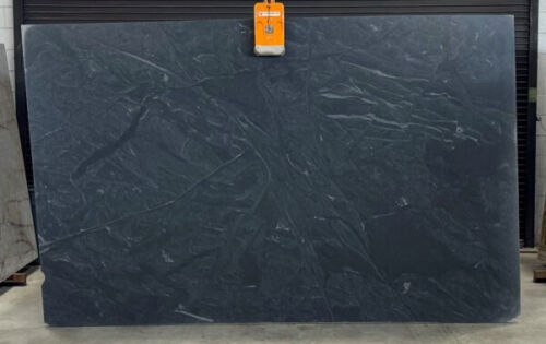 Jet Mist (Polished and Honed) Honed side